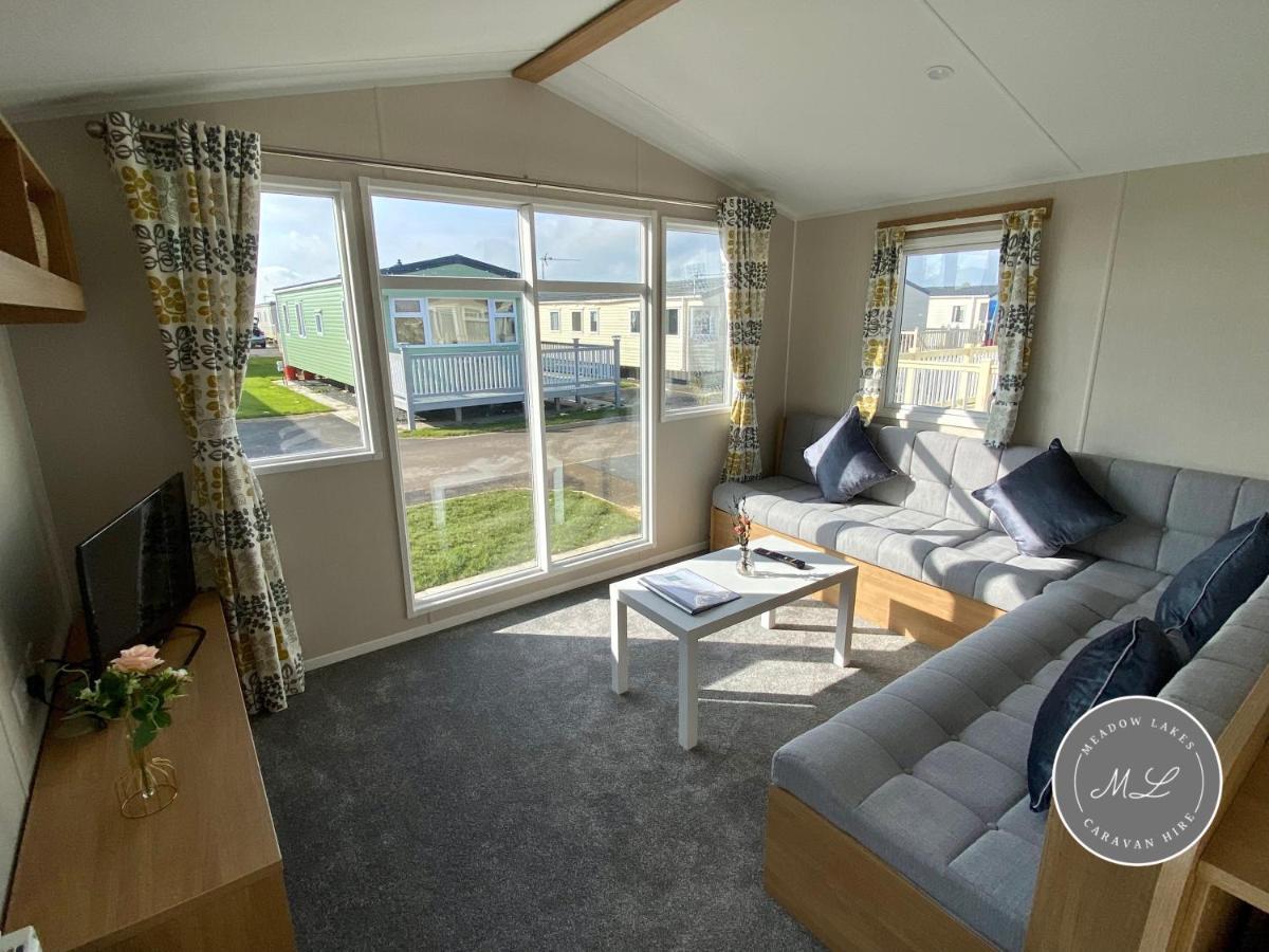 Palm Grove 181- Golden Palm - Pet Friendly, Wifi, Central Heating, Bed Linen - Meadow Lakes Caravan & Lodge Hire Chapel Saint Leonards Eksteriør bilde
